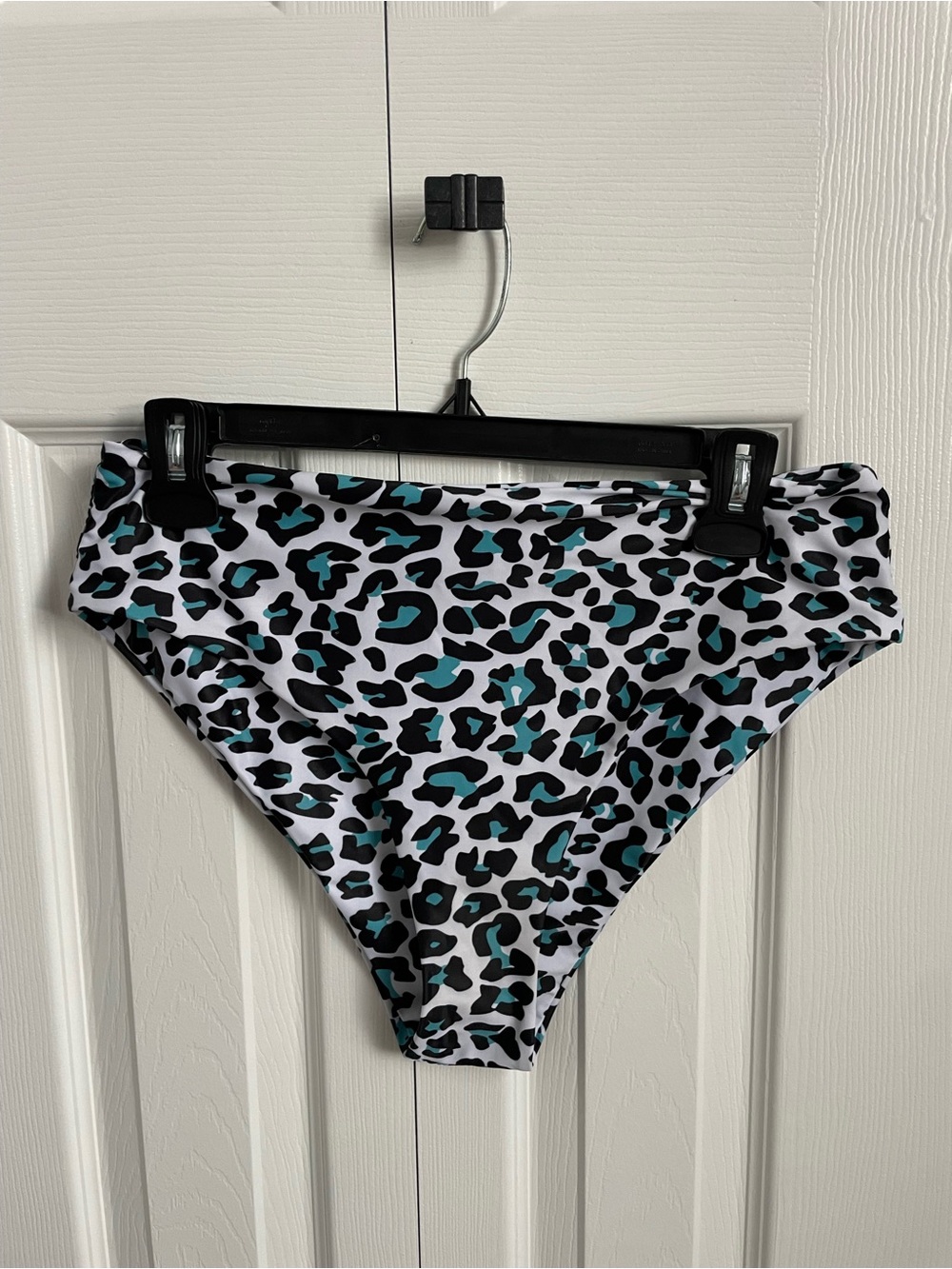 SHEIN Teal and Black Leopard Print High-Rise Bikini Bottoms